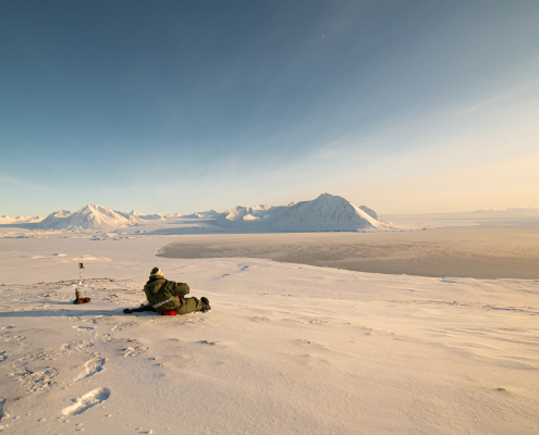 snøscooter på snedekt vidde